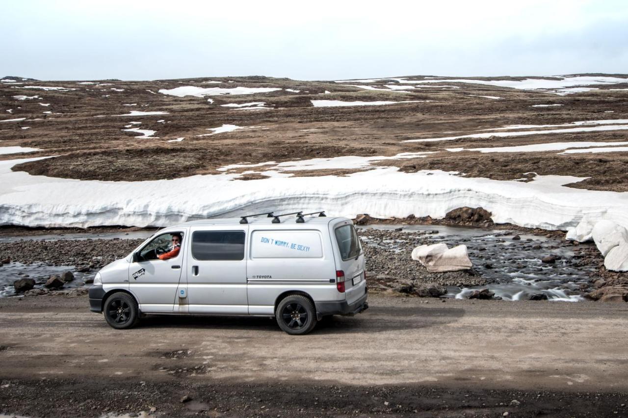 Kuku Campers - Campervans Keflavík Exteriér fotografie